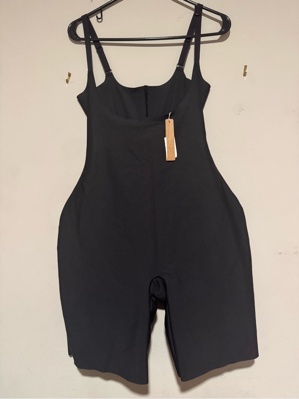 SKIMS BODY BUTT ENHANCES PADDED LIFTING OPEN BUST MID THIGH BODYSUIT